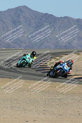 media/Oct-05-2025-CVMA (Sun) [[beeef4f201]]/Race 16-Formula Middleweight/